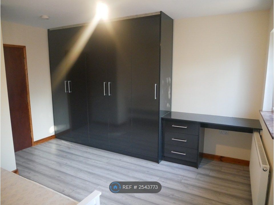 Property photo 2 of 4 Bedroom#2