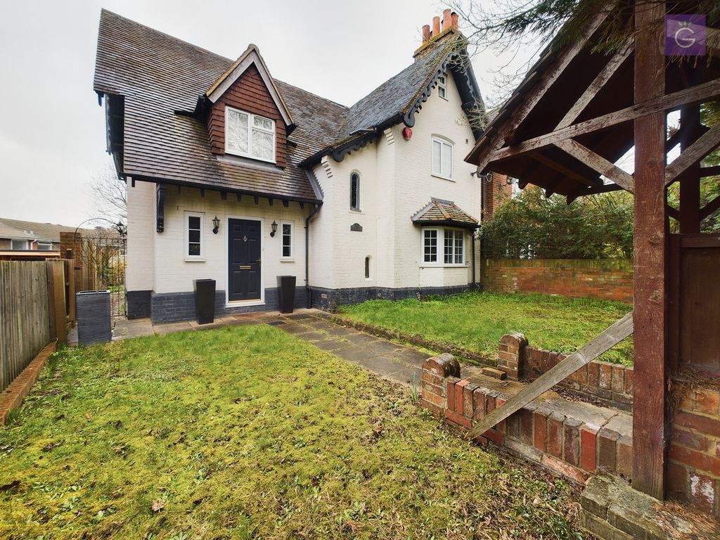 Property photo 1 of 30