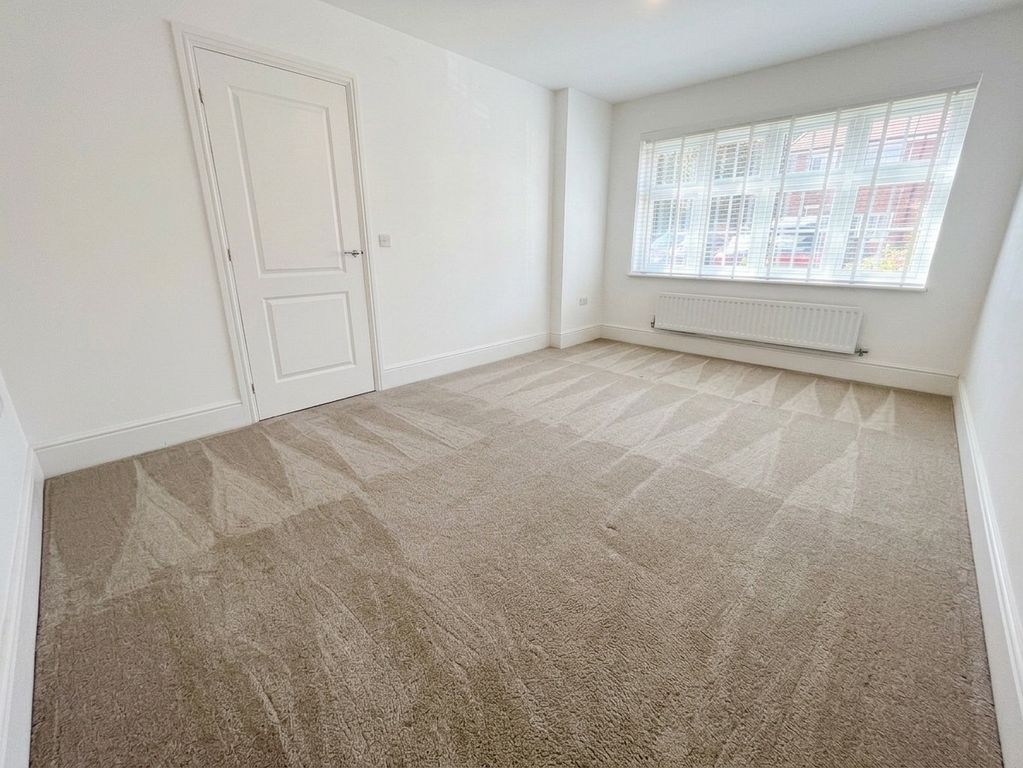 Property photo 3 of 22 5479752