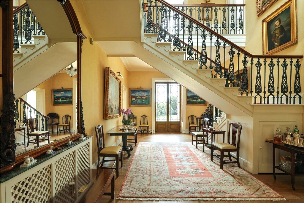 Property photo 3 of 23 Reception Hall