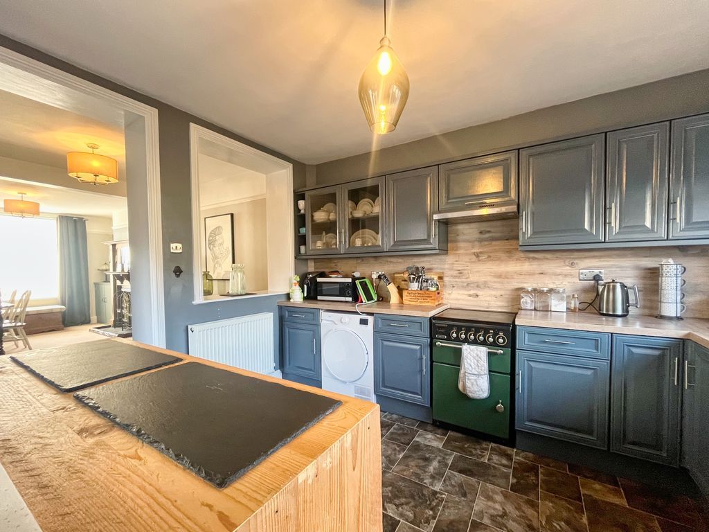 Property photo 3 of 23 Photo 13