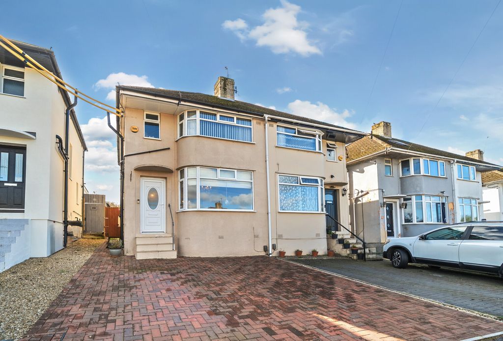 Property photo 1 of 16 1425949-1-69B1683...