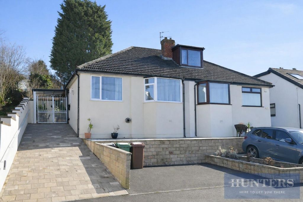 Property photo 1 of 10 Front (Exterior)