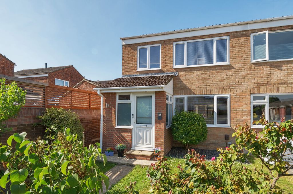 Property photo 1 of 13 1310430-3-68512Ae...