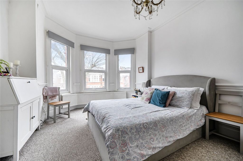 Property photo 3 of 17 Picture No. 29