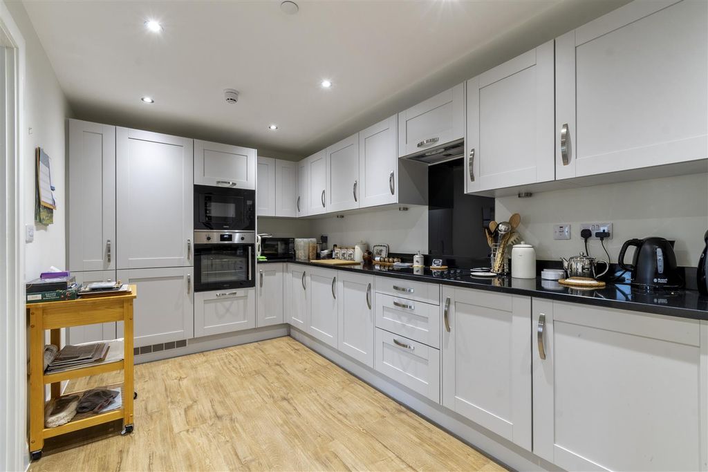 Property photo 3 of 34 Wil_9498-Hdr.Jpg