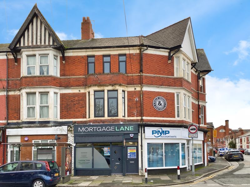 Property photo 1 of 12 Photo 11