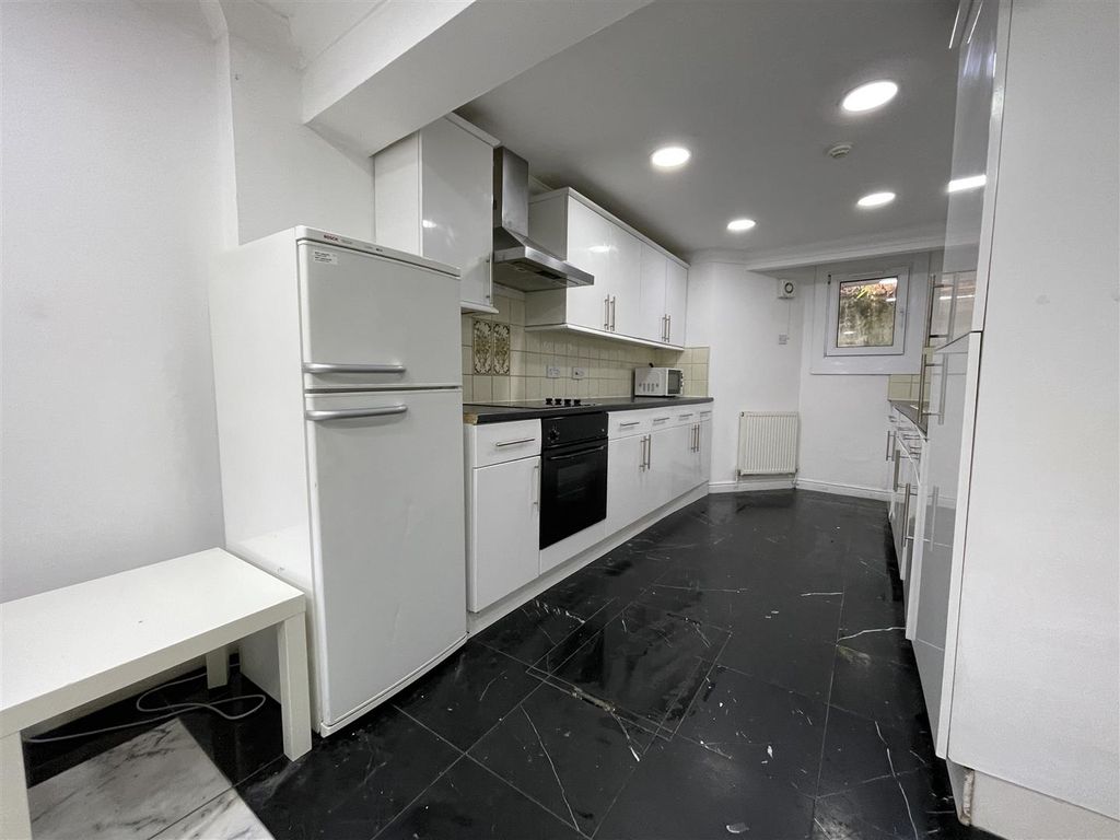 Property photo 2 of 14 Img_5212.Jpg