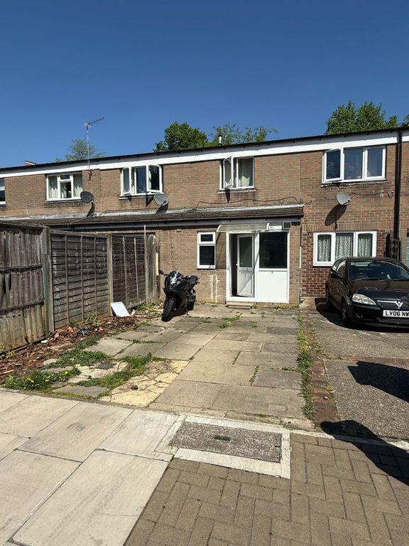 Property photo 1 of 1