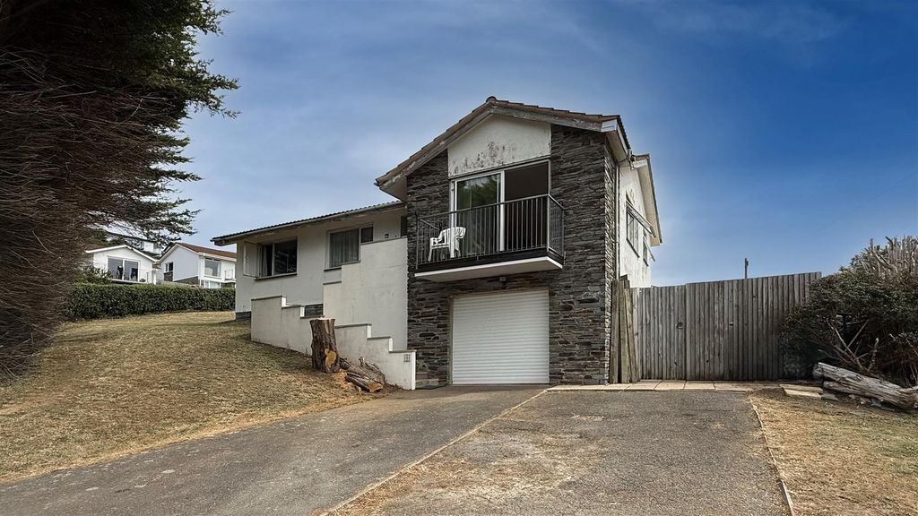 Property photo 1 of 15 Front 1.Jpg