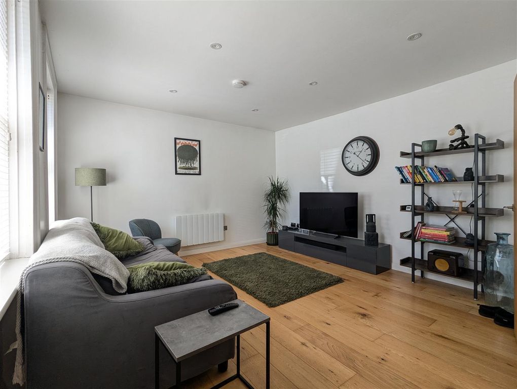 Property photo 3 of 10 Pxl_20250701_122205939.Jpg