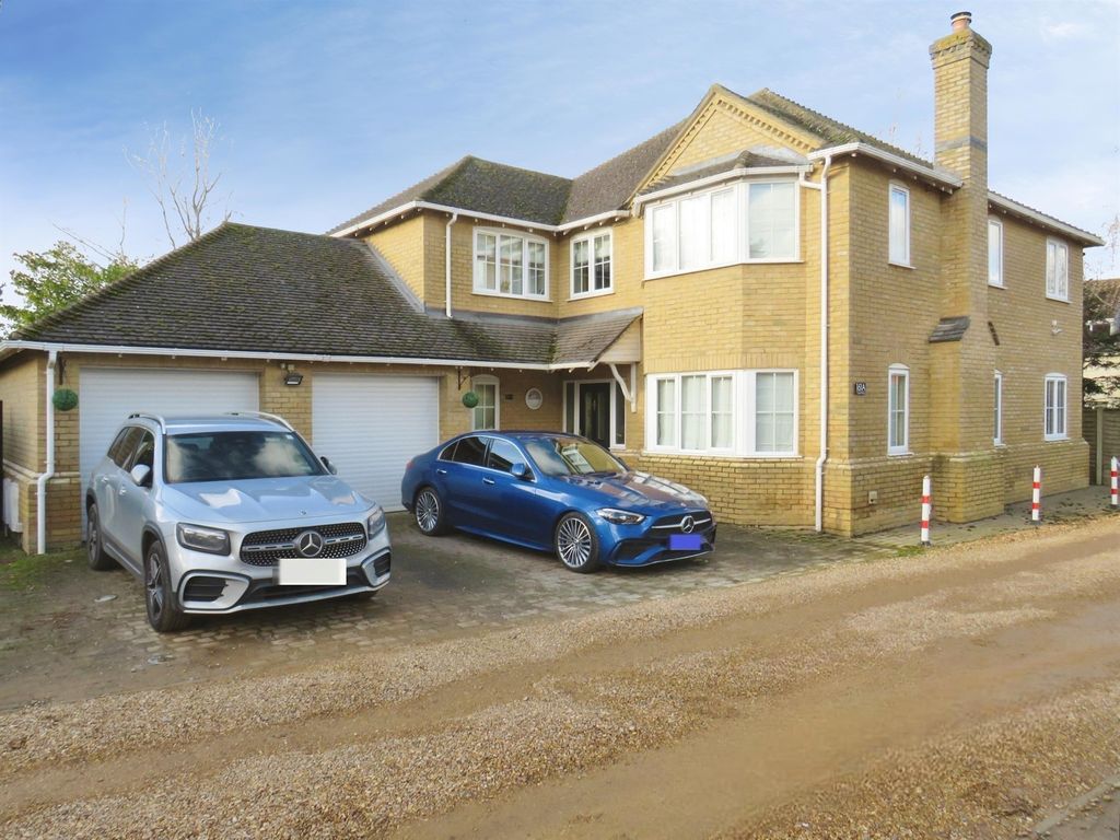 Property photo 1 of 20