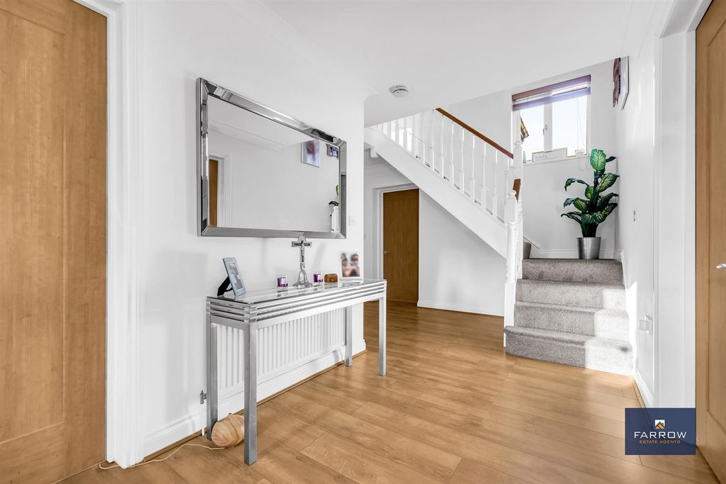 Property photo 3 of 37 Hallway