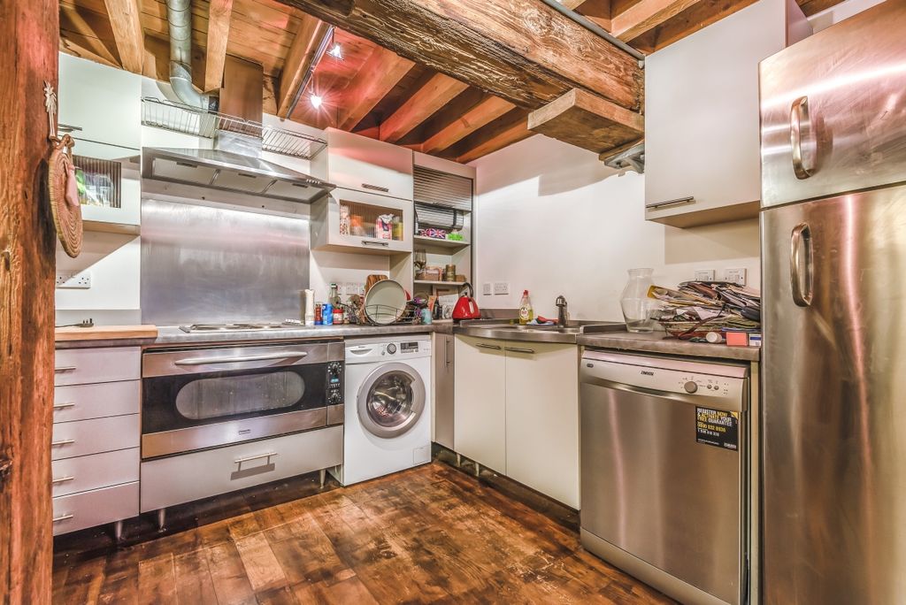 Property photo 2 of 5 462504 (4)