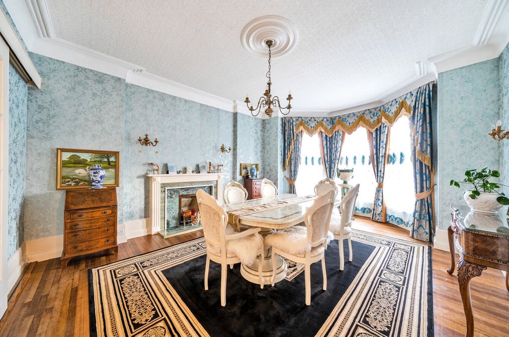 Property photo 3 of 21 Picture No. 20