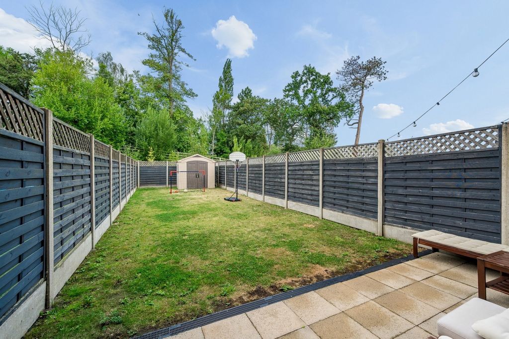 Property photo 2 of 13