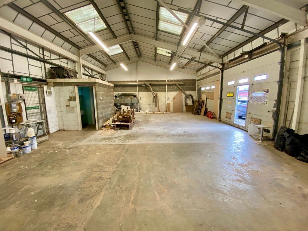 Property photo 3 of 5 Photo 2