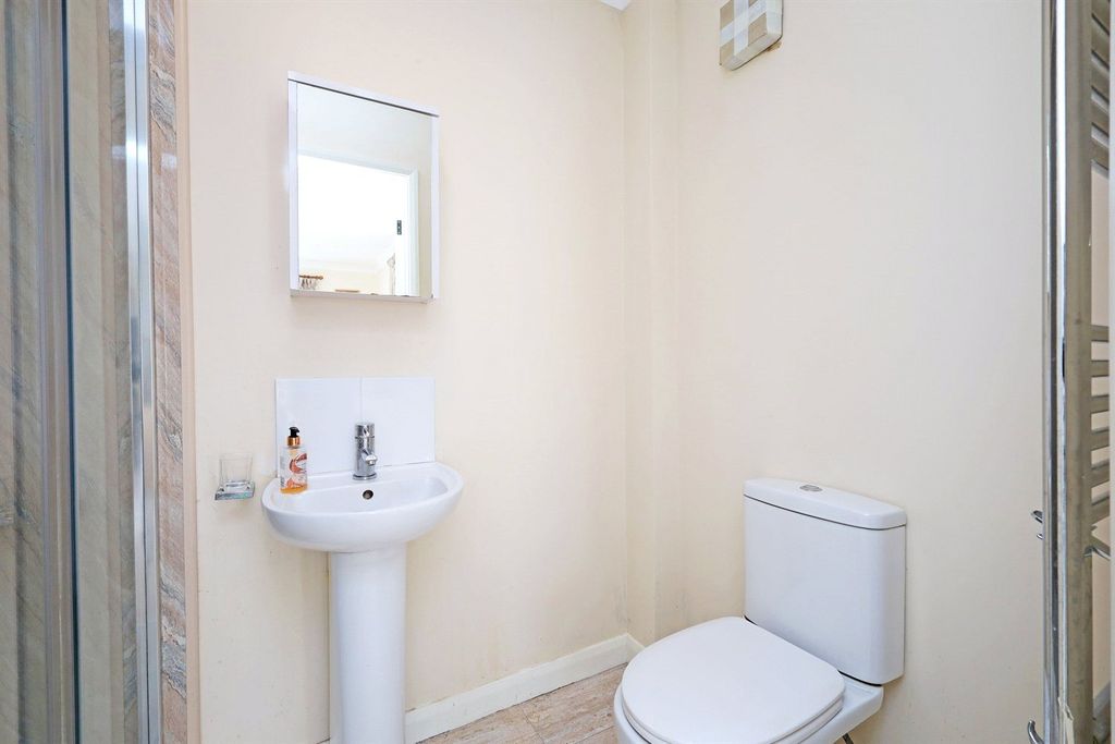 Property photo 2 of 22 Picture No. 02