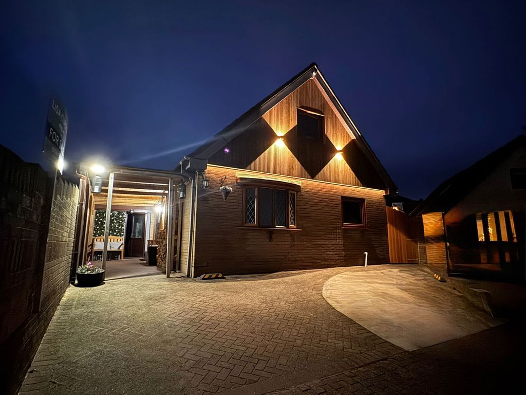 Property photo 2 of 49