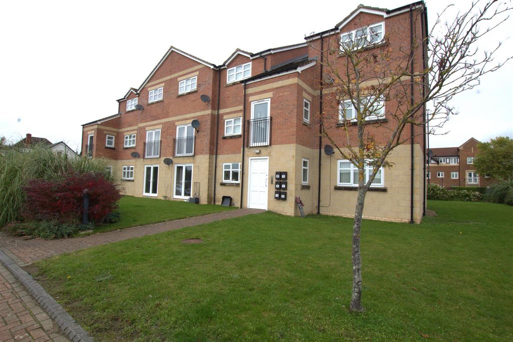 Property photo 1 of 8 Willows External .Jpg