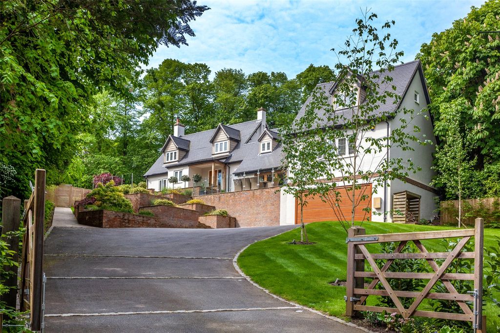 Property photo 1 of 19 Picture No. 01