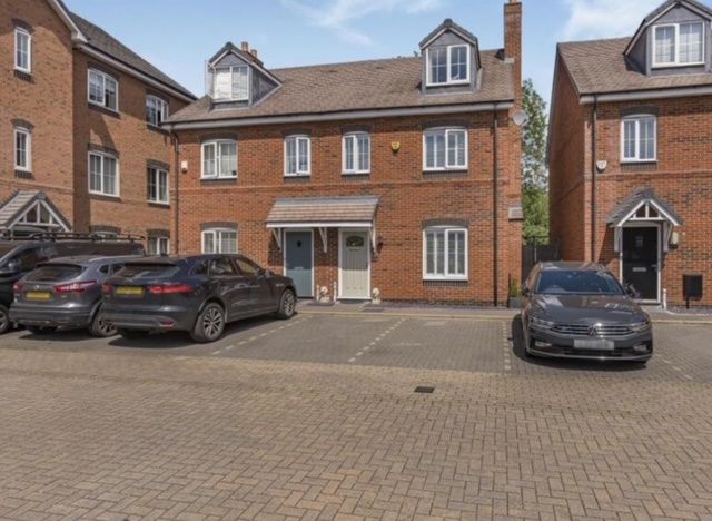 Property photo 1 of 17 Front View