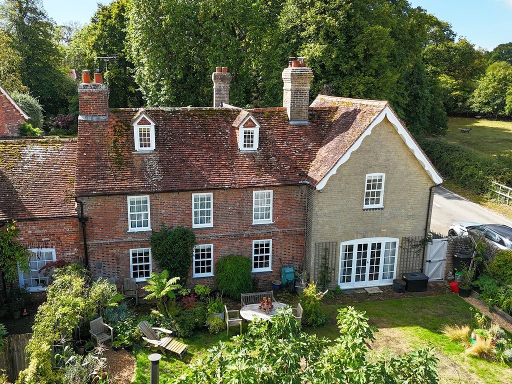 Property photo 1 of 25