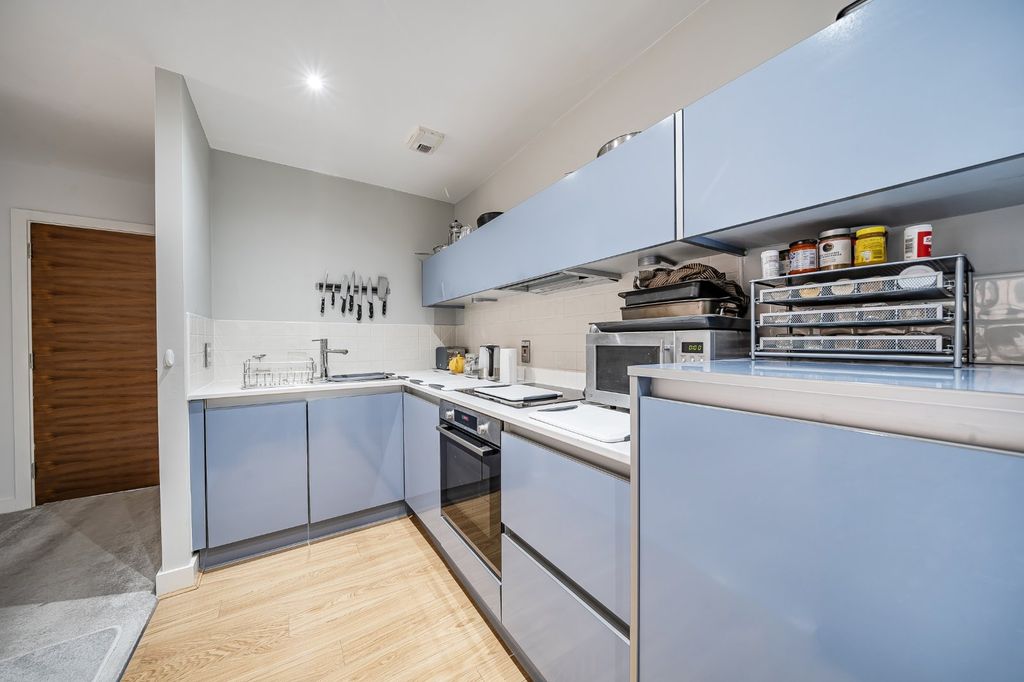 Property photo 2 of 16 Picture No. 05