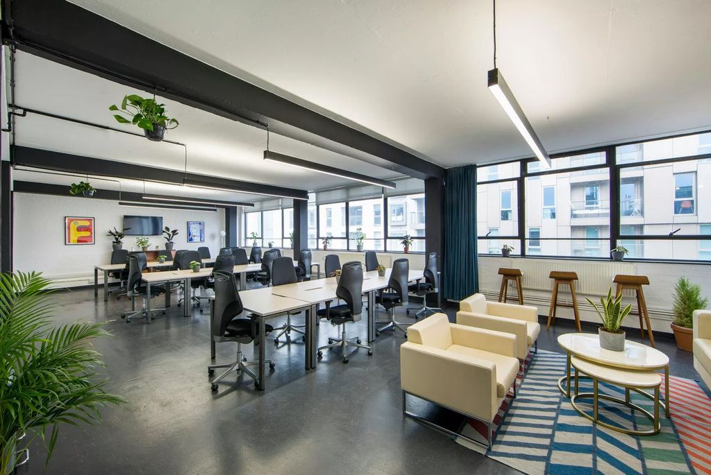 Property photo 2 of 5