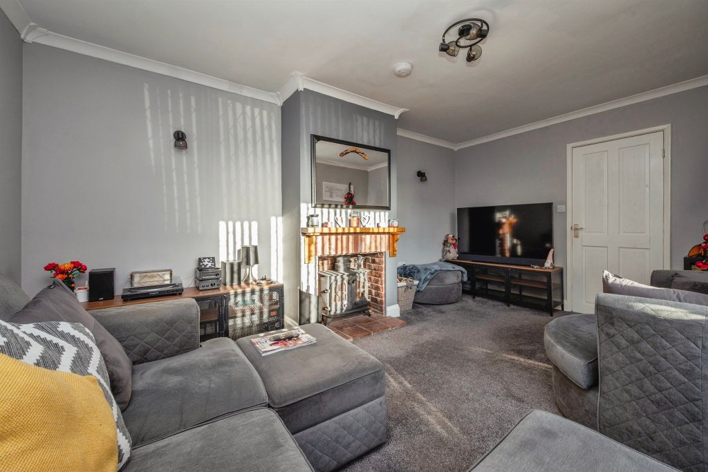 Property photo 2 of 16