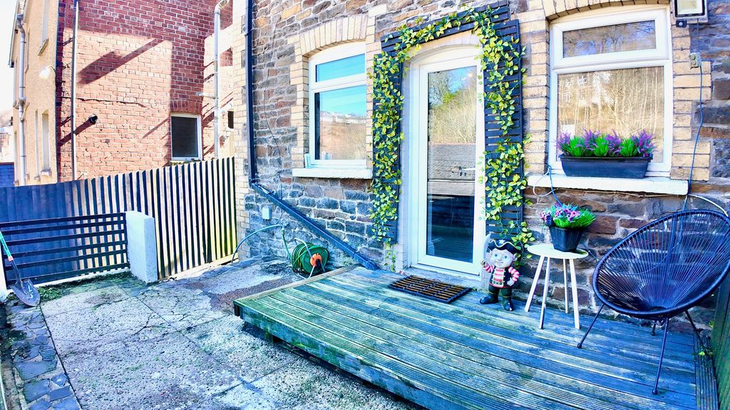 Additional image 27 of 4 bed semi-detached house for saleHillside Road, Crumlin NP11