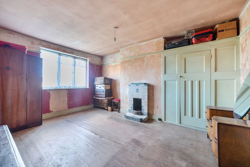 Property photo 2 of 14 1434811-8-69c53A0...