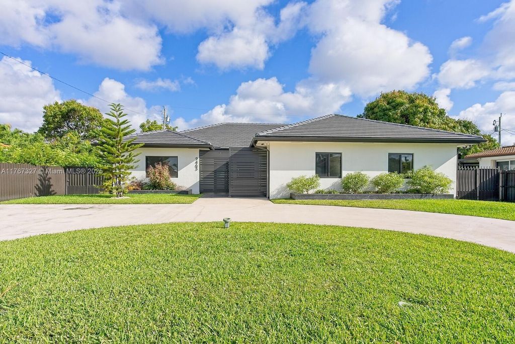 Property photo 1 of 35