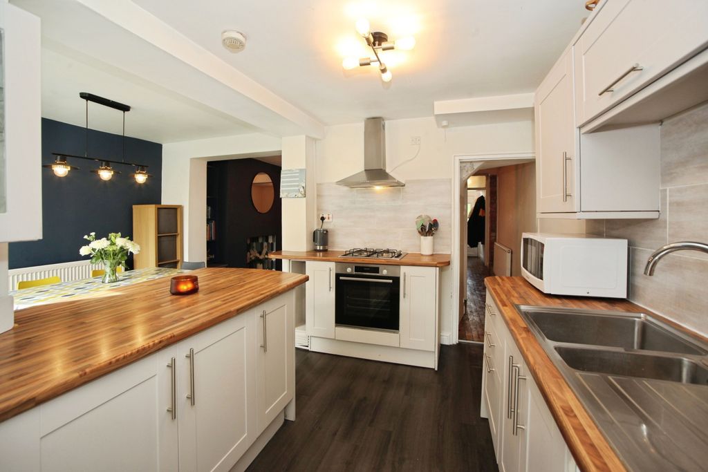 Property photo 2 of 20 Img_0022