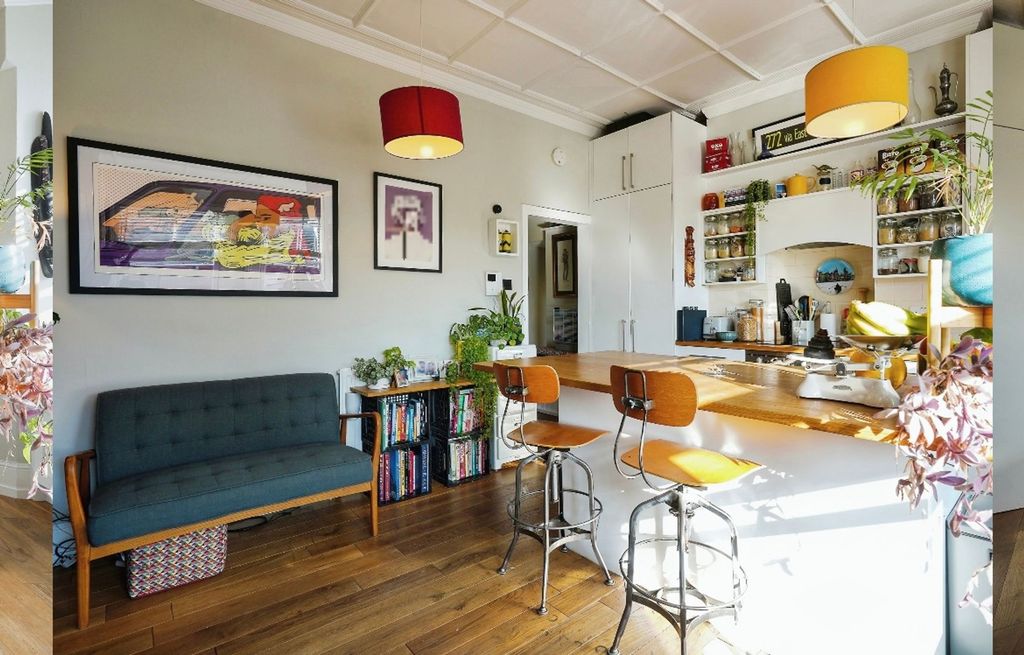 Property photo 3 of 12