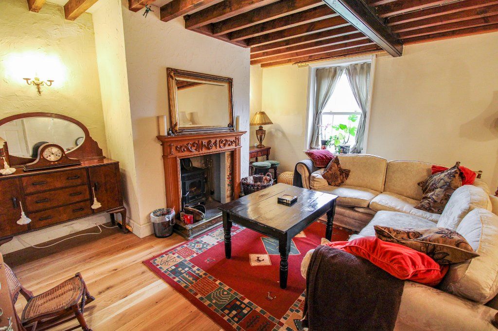 Property photo 2 of 14 Sitting Room