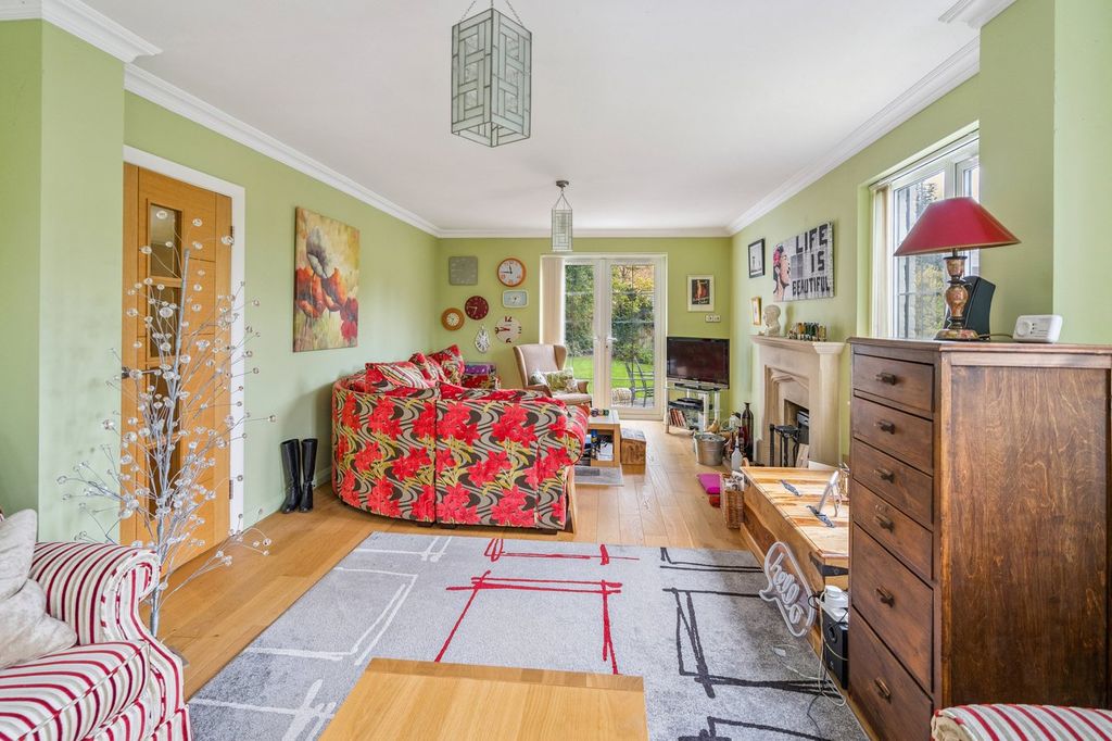 Property photo 3 of 26