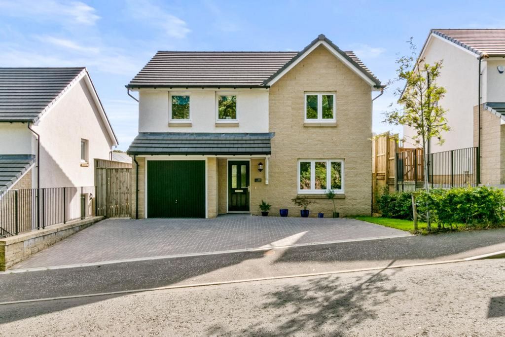 Property photo 1 of 31