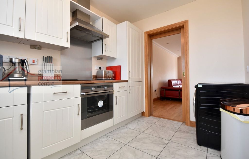 Additional image 9 of 2 bed flat for saleFlat 5 Stotfield Court, Stotfield Road, Lossiemouth IV31