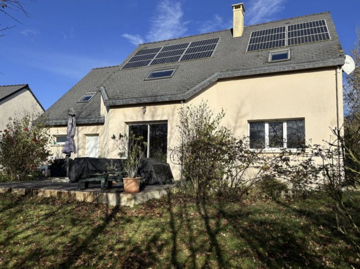 Property photo 1 of 12