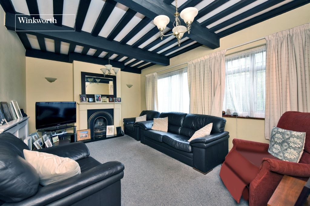 Property photo 3 of 16 Picture No. 11