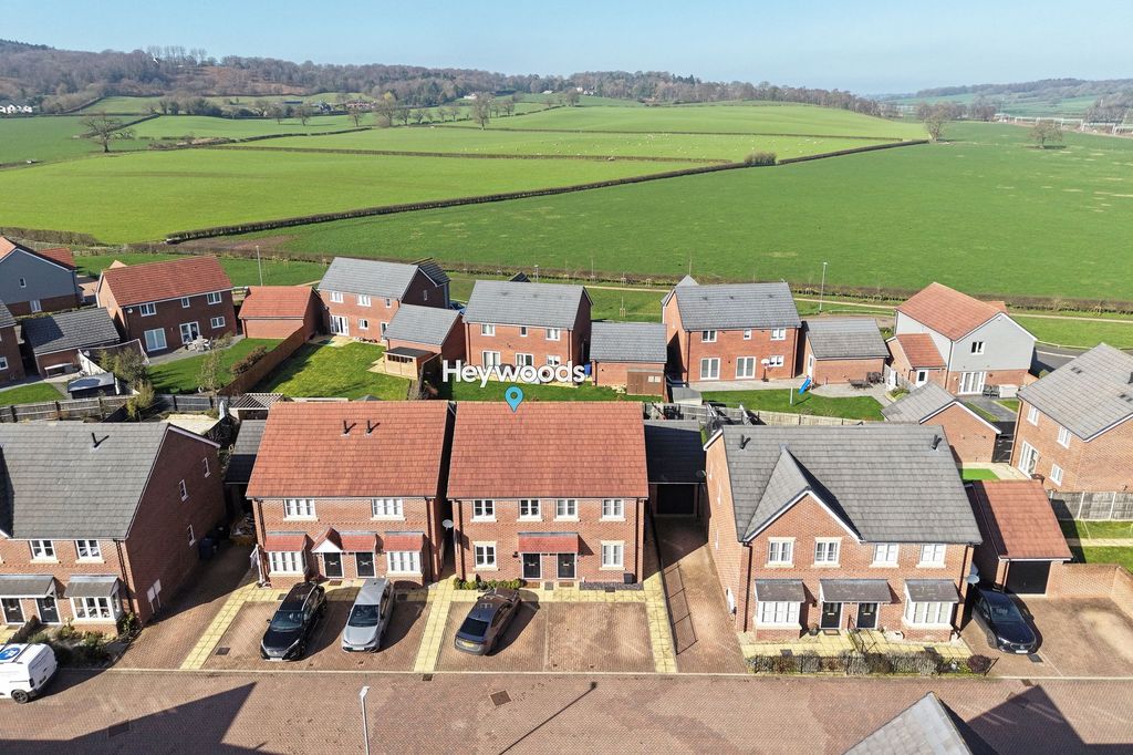 Property photo 3 of 24