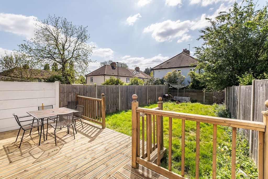 Property photo 2 of 14 Garden