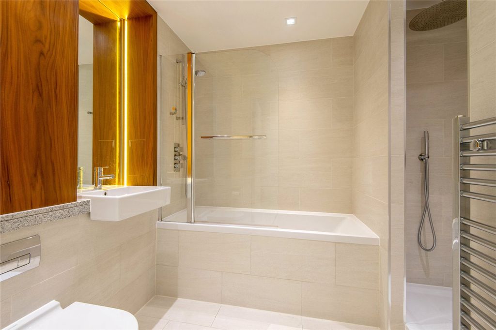 Property photo 3 of 24 Picture No. 11