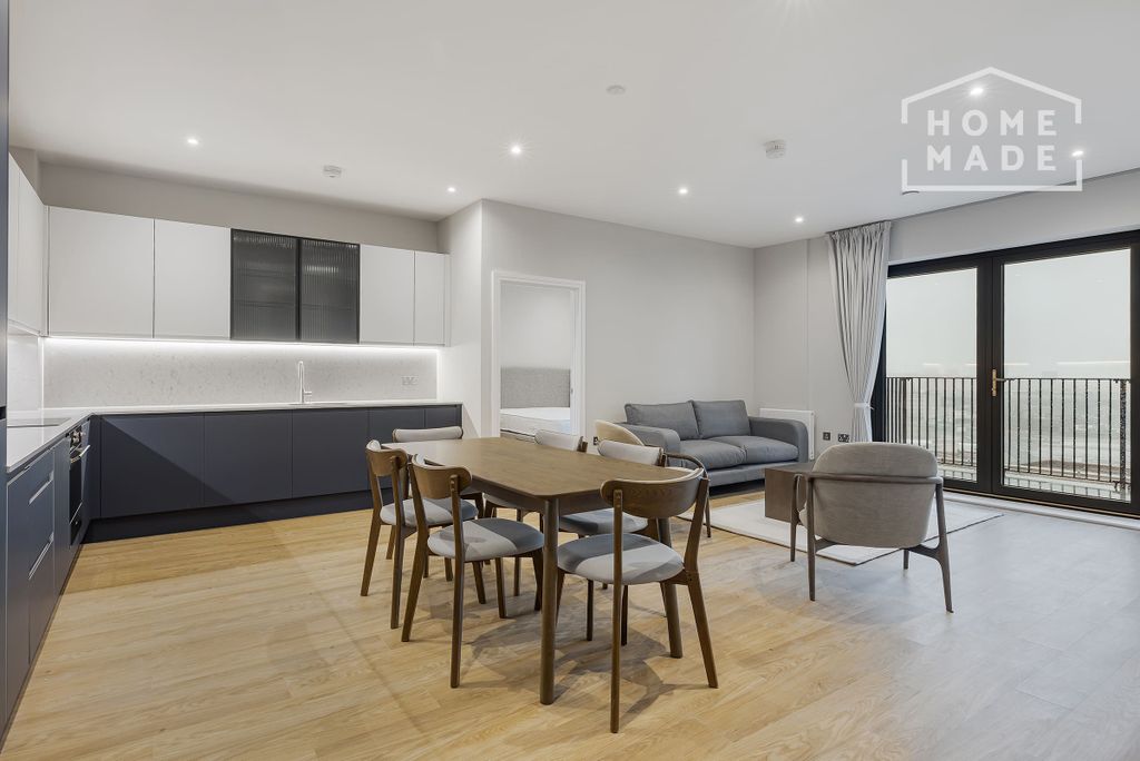 Property photo 1 of 19 N2Jurici6