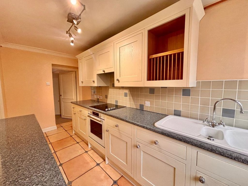 Property photo 3 of 10 Image 3