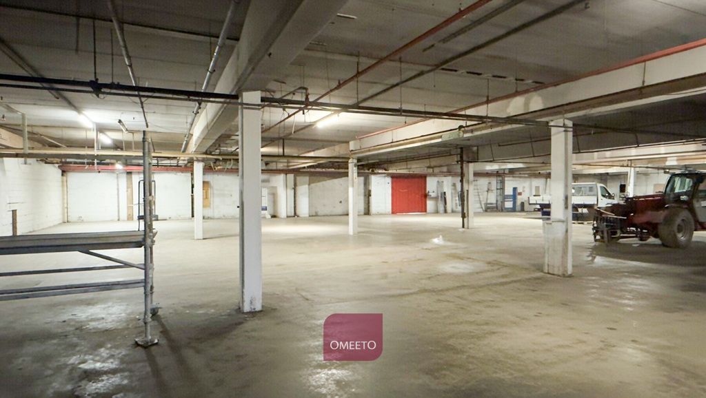 Property photo 3 of 4 Warehouse To Let