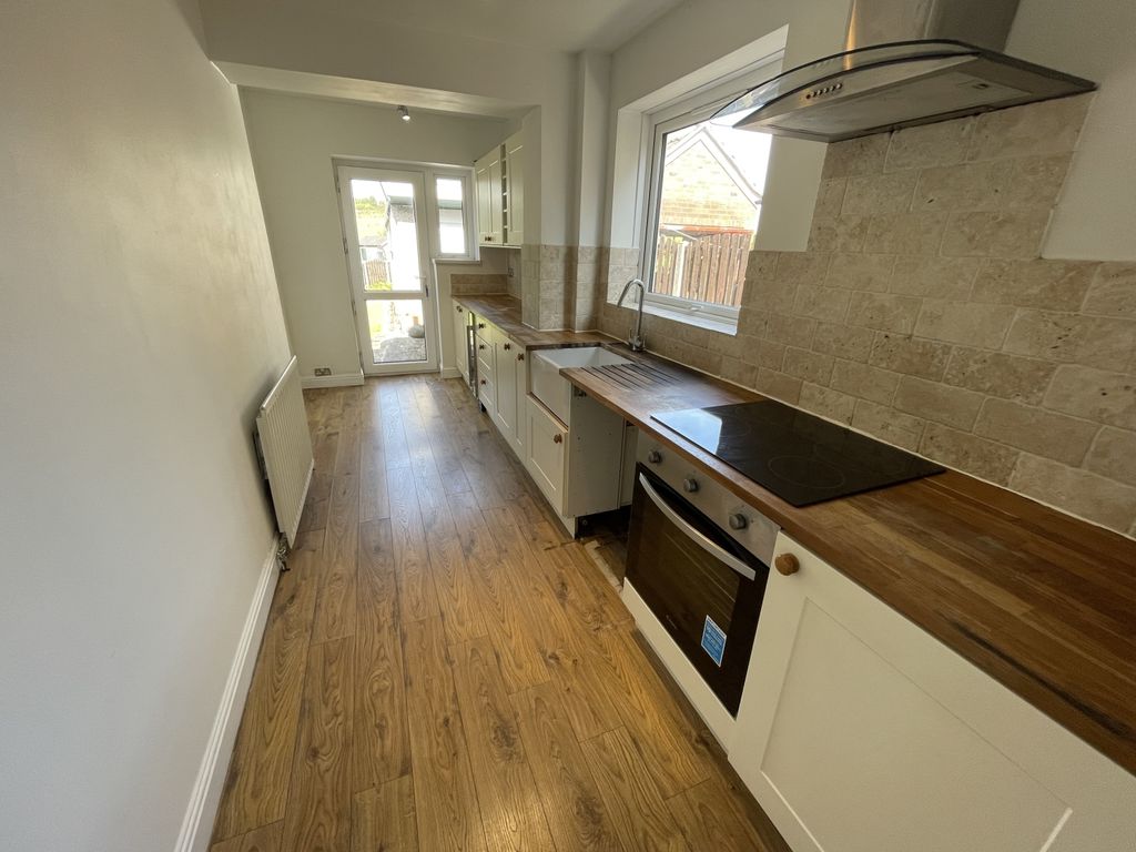 Property photo 2 of 14 Img_0240