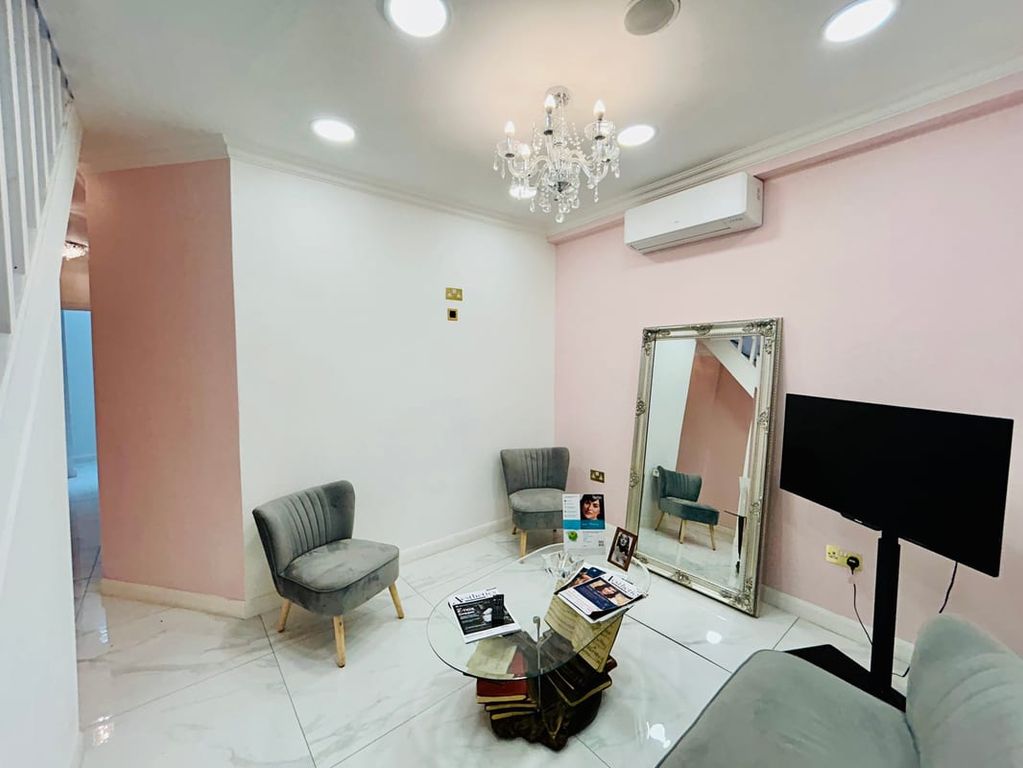 Property photo 2 of 4