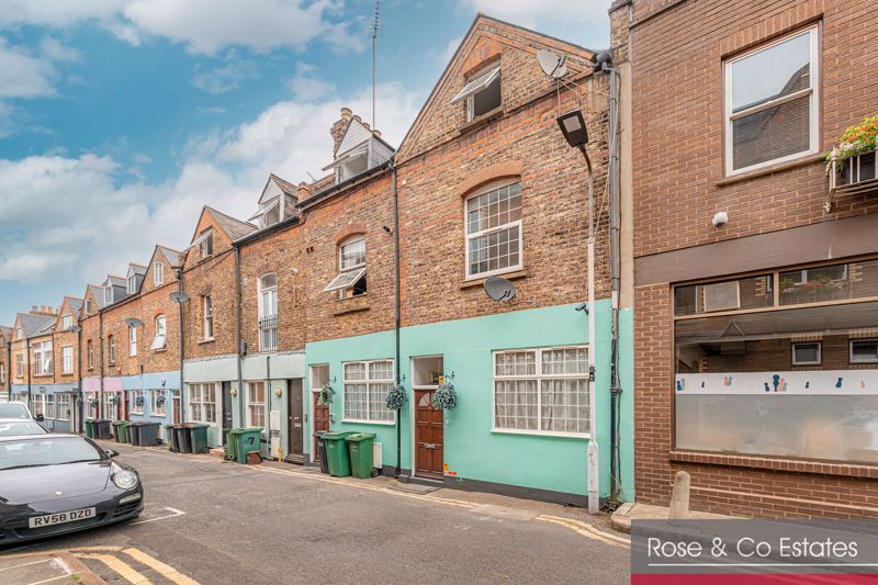 Property photo 2 of 7 Photo 2